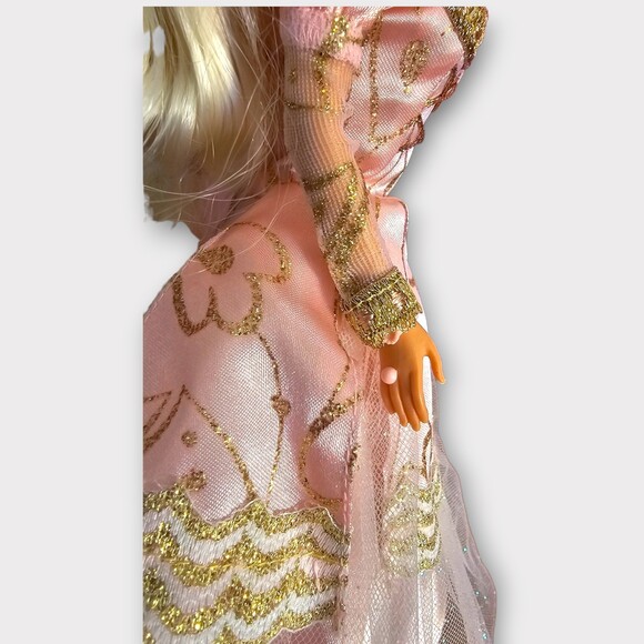 Vtg Rapunzel Barbie - Picture 7 of 7